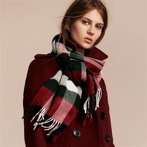 burberry cashmere blend scarf|burberry cashmere scarf for women.